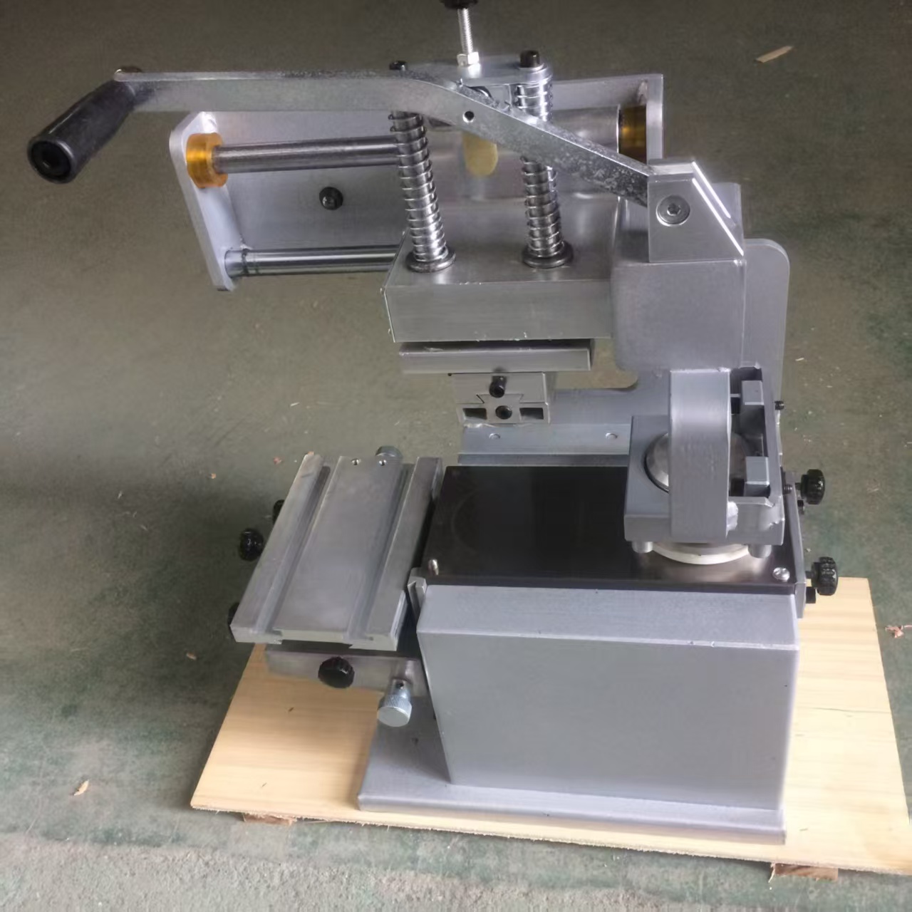 Affordable Hand Operated Pad P - Commercial Printing Operations recension och pris
